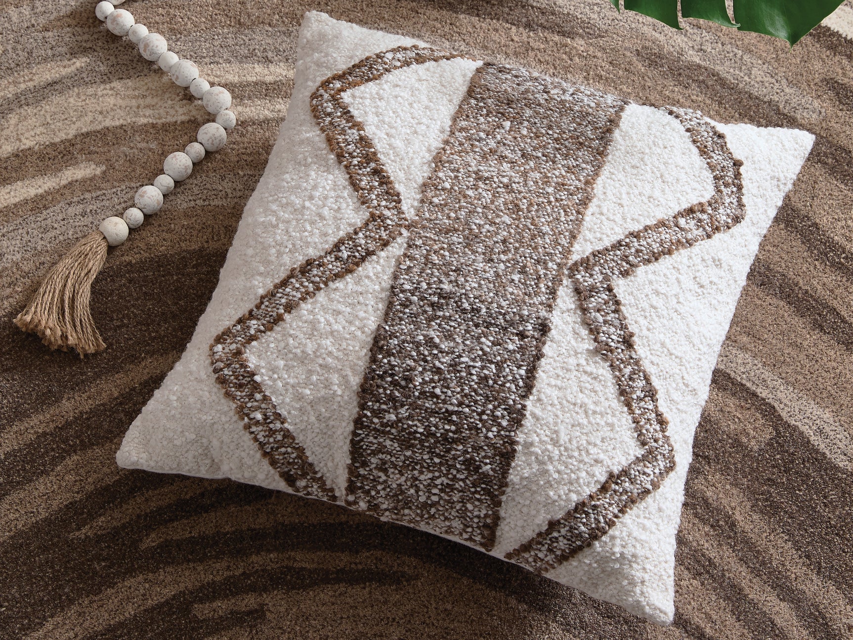Sam's Furniture - Ashley Furniture - Brettwood Pillows - Pillow (4/CS) / Ivory/Brown - A1001125