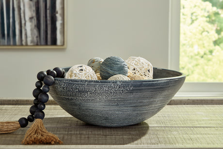 Sam's Furniture - Ashley Furniture - Meadie Bowl - Bowl / Distressed White - A2000789