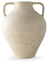 Justy Vase