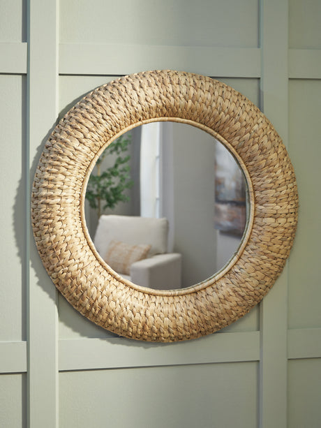 Sam's Furniture - Ashley Furniture - Briggsburg Mirror - Accent Mirror / Natural - A8010437