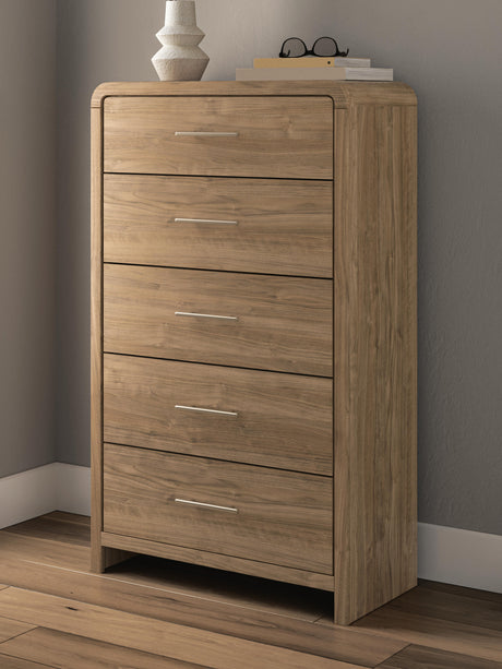 Sam's Furniture - Ashley Furniture - Gramburg Bedroom - Five Drawer Chest / Warm Natural Brown - PCB1121-46