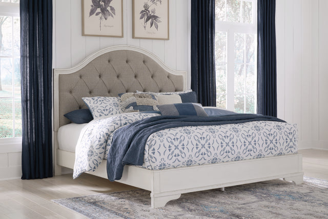 Sam's Furniture - Ashley Furniture - Blendon Bedroom - Dresser / Two-tone - B747-31