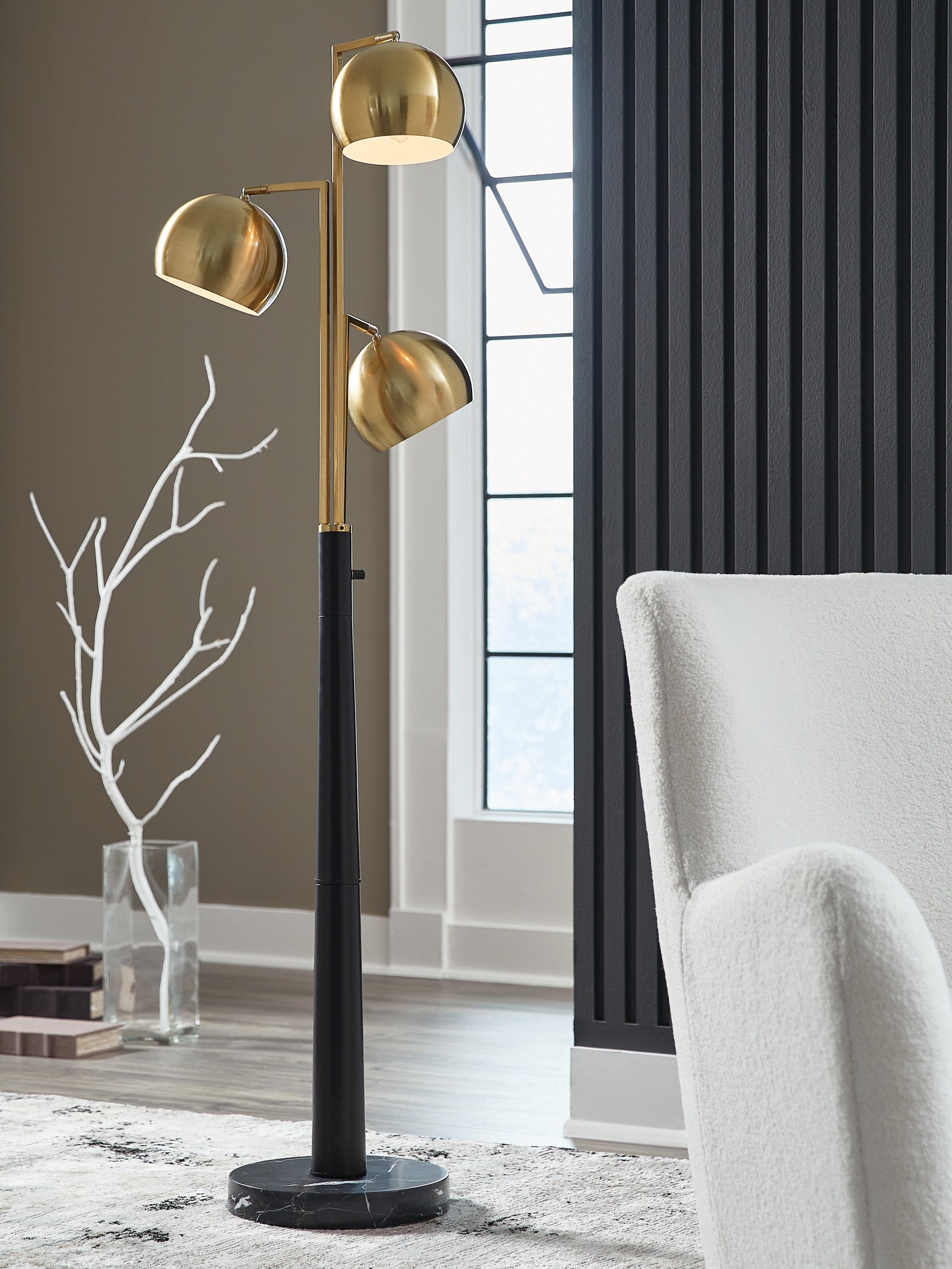 Sam's Furniture - Ashley Furniture - Sorcha Lighting - Metal Floor Lamp (1/CN) - L206111