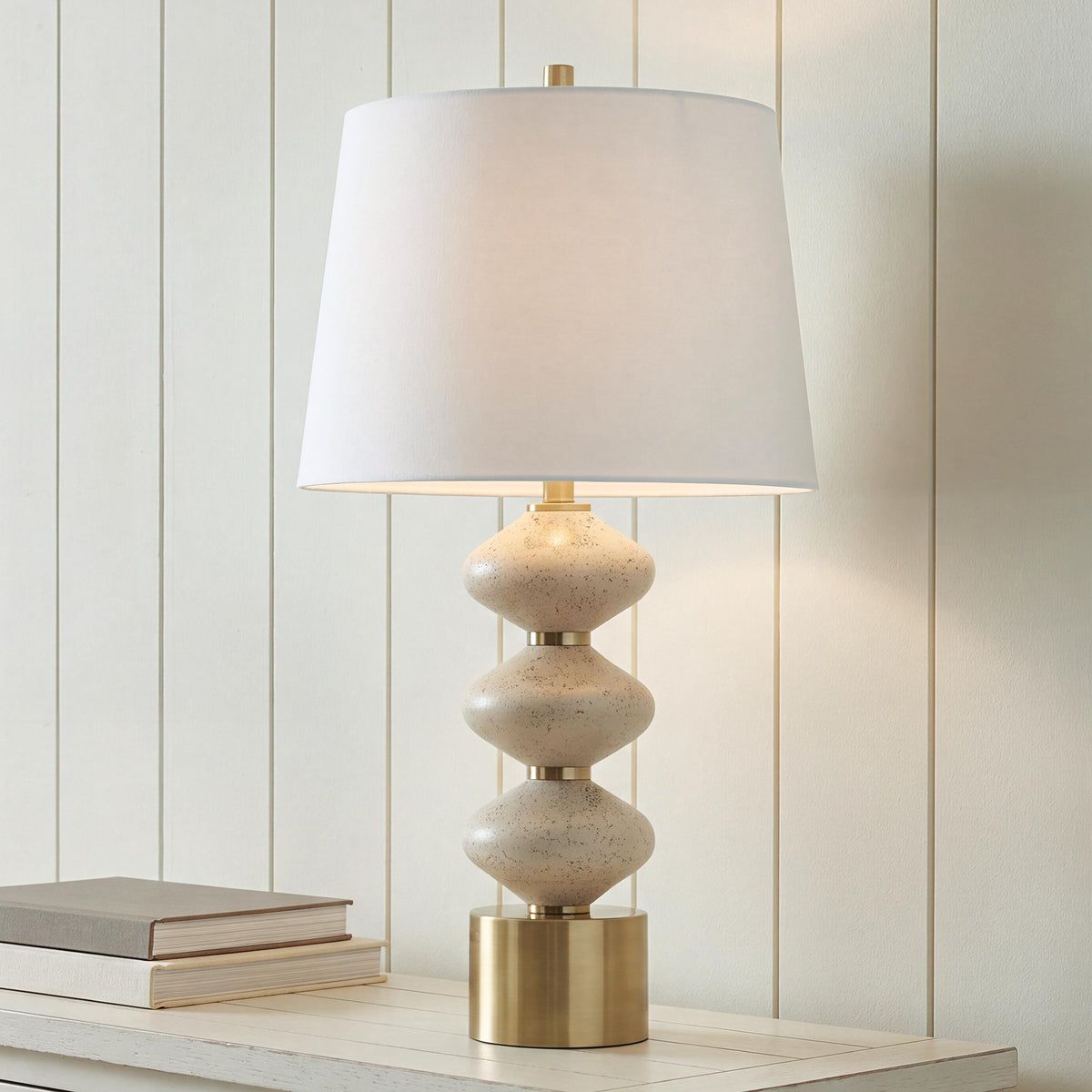 Wardthrone Lighting