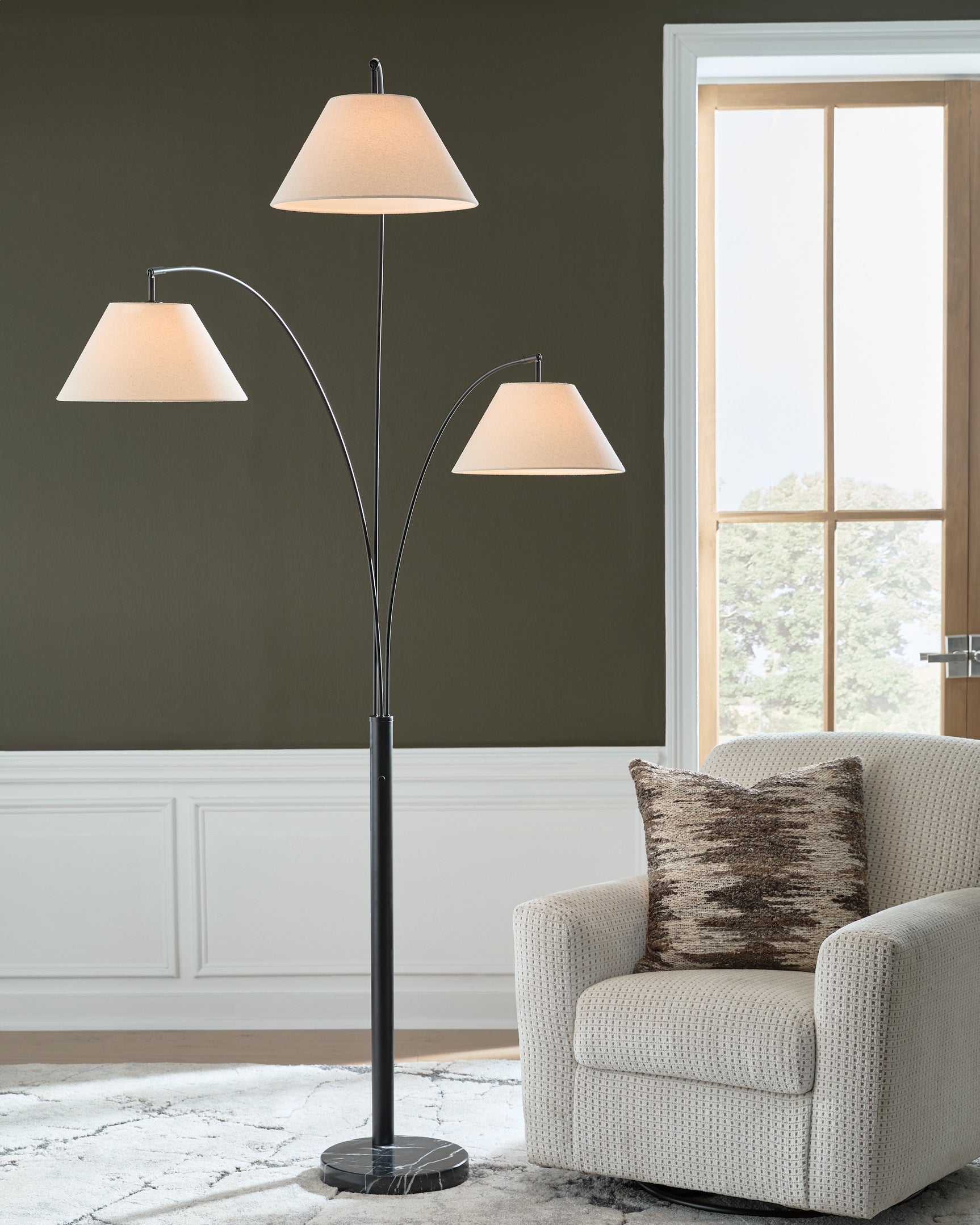 Sam's Furniture - Ashley Furniture - Gibbswellner Lighting - Metal Arc Lamp (1/CN) - L725159