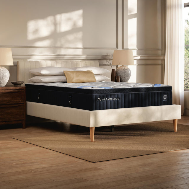 Sam's Furniture - Ashley Furniture - Dreamcloud Premier Memory Foam Mattresses - Queen - M12131