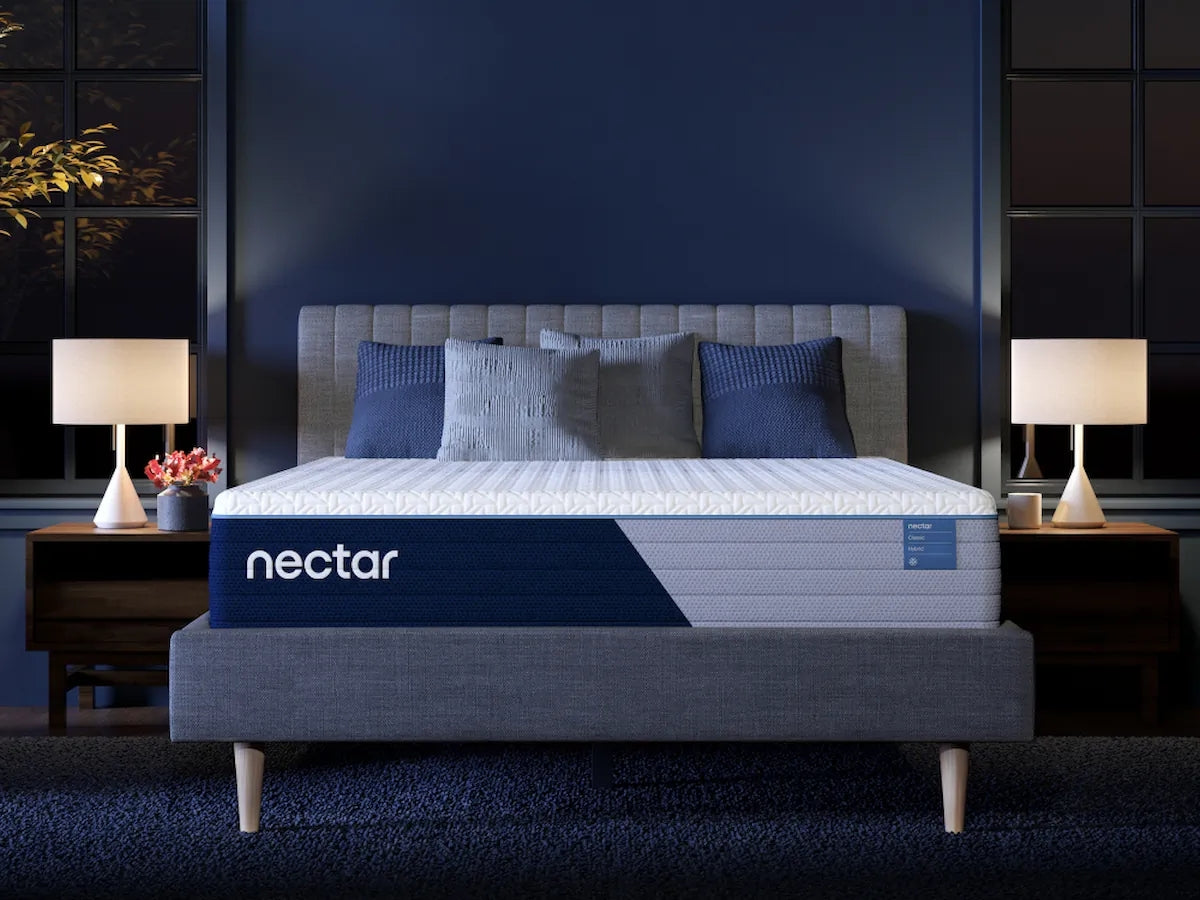 Sam's Furniture - Ashley Furniture - Nectar Classic Hybrid 5.1 Mattresses - Queen / White - M14031