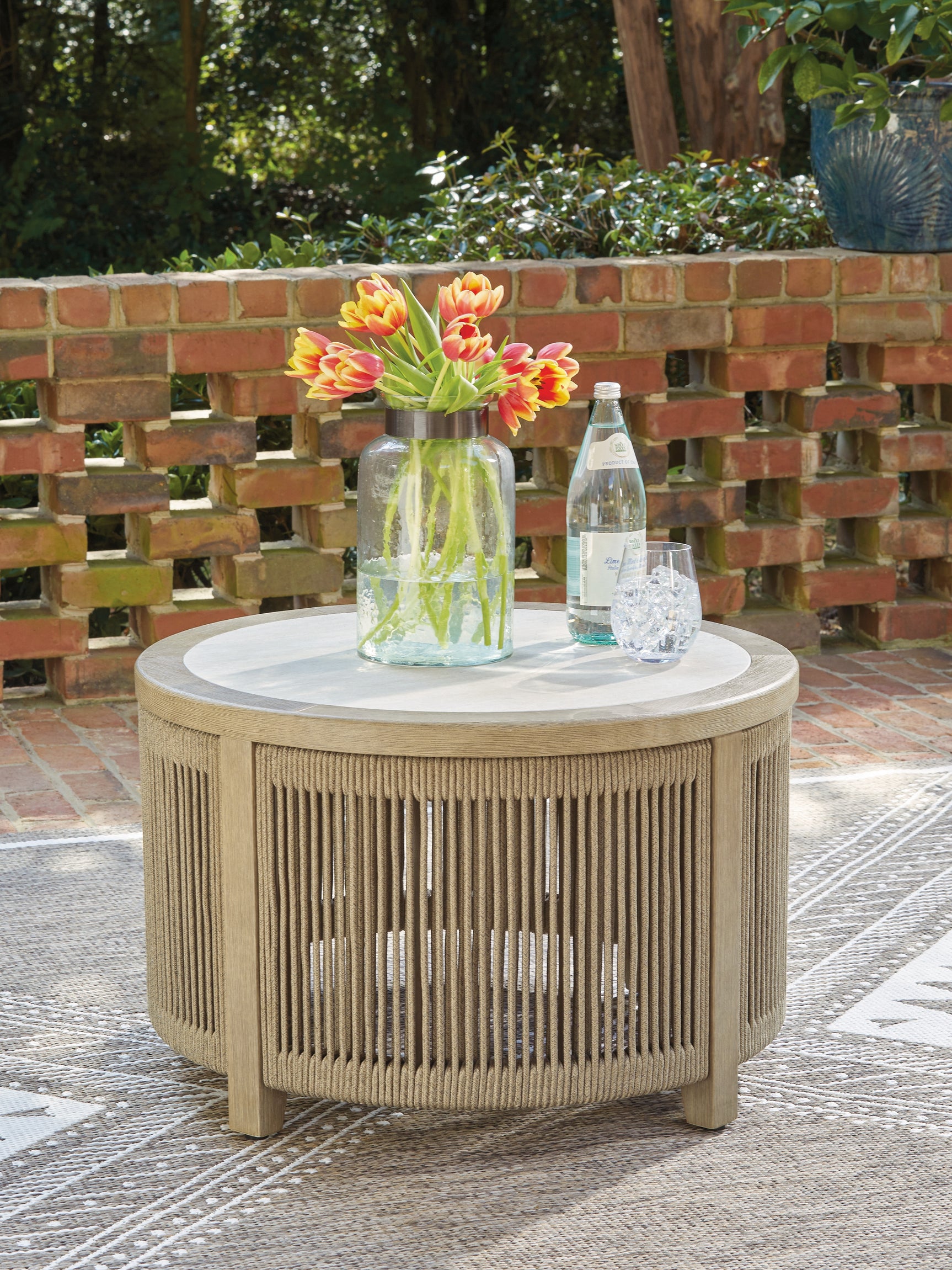 Sam's Furniture - Ashley Furniture - Spooners Cove Outdoor - Round Cocktail Table - PCP469-708