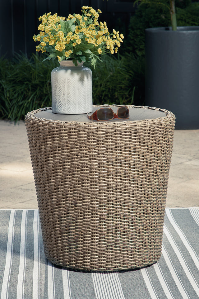 Sam's Furniture - Ashley Furniture - Danson Outdoor - Swivel Lounge w/Cushion (Set of 2) / Beige - P505-821