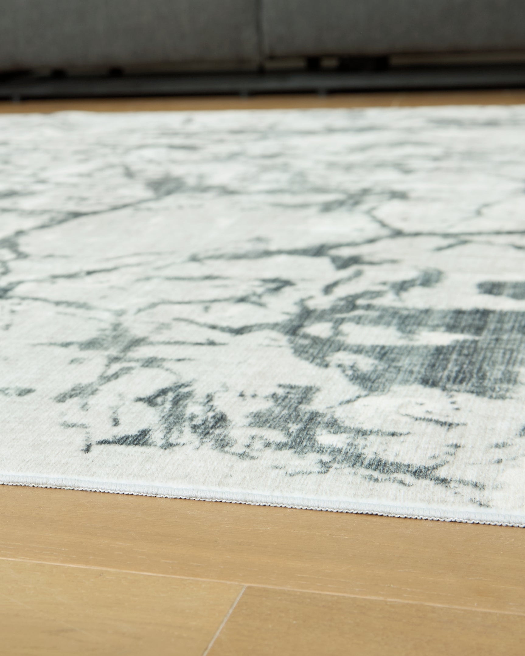 Tobinbury Rug