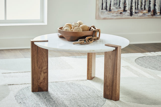 Sam's Furniture - Ashley Furniture - Isanti Coffee Table - Rectangular Cocktail Table / Light Brown/White - T662-1